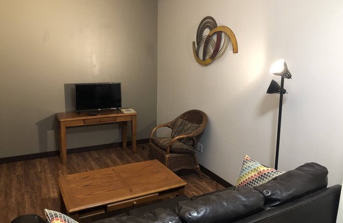 Lloydminster Apartment | Home Hotel ONE BEDROOM APARTMENT
