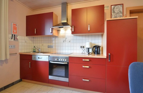 Burg-Reuland House | Home in Burg Reuland with Sauna, Terrace