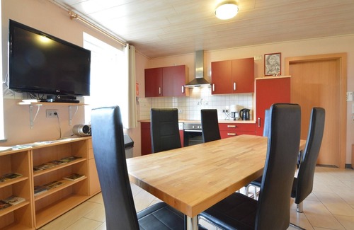 Burg-Reuland House | Home in Burg Reuland with Sauna, Terrace