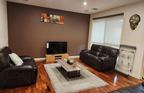 Greenvale House | Home in Greenvale, Victoria