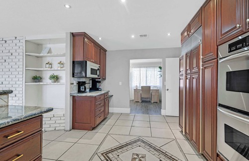 Black Mountain House | Home in Henderson w 4BR, Grill, Pool & Scenic Deck
