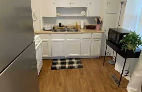 Charleston House | Home in Kanawha City