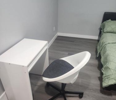 Northwest Calgary Apartment | Home in Northwest Calgary