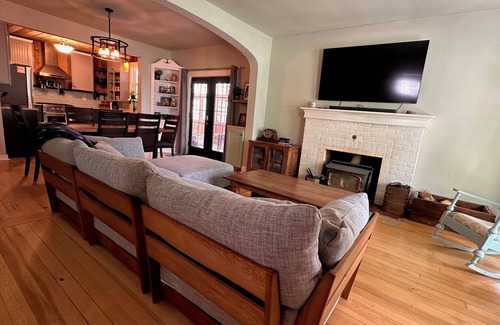 Moscow House | Home in quiet neighborhood close to downtown
