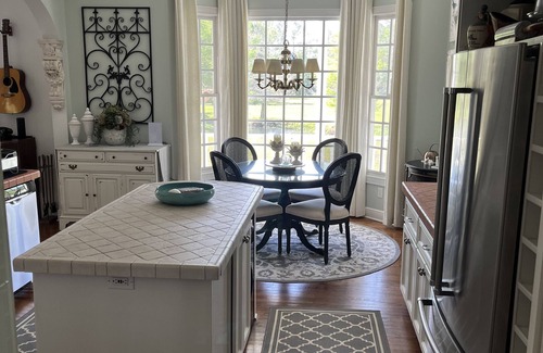 Sanford House | Home in Sanford Countryside 3/bd 2 1/2 bath