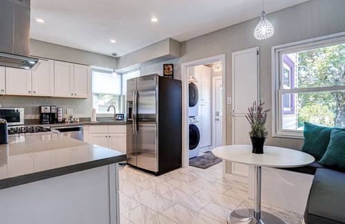Santa Rosa House | Home in the heart of wine country minutes from Downtown