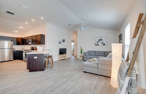 Lady Lake Villa | Home in The Villages Near Town Centers!