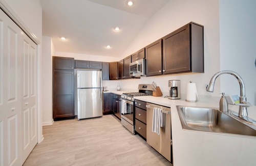 Lady Lake Villa | Home in The Villages Near Town Centers!