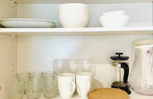 South Surrey Apartment | Home in White Rock