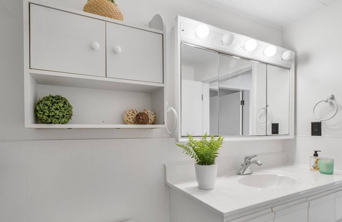 White Rock House | Home in White Rock near viewpoint