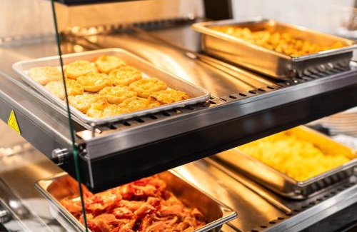 Lloydminster Hotel | Home Inn and Suites Lloydminster