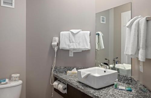 Medicine Hat Hotel | Home Inn Medicine Hat
