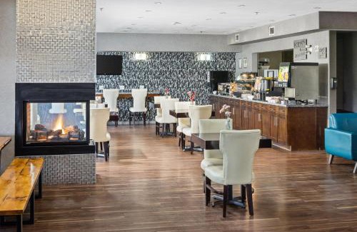 Yorkton Hotel | Home Inn & Suites Yorkton