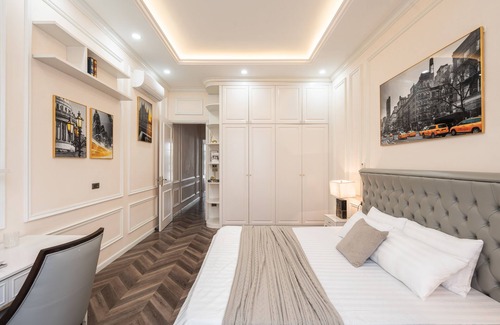 Hang Trong House | HOME KEY Modern 3 Bedrooms in Center