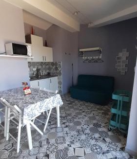 Gondolici Apartment | Home Lotus Flower