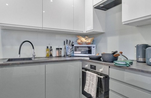 West Hendon Apartment | home.ly - Apartments North London Hendon