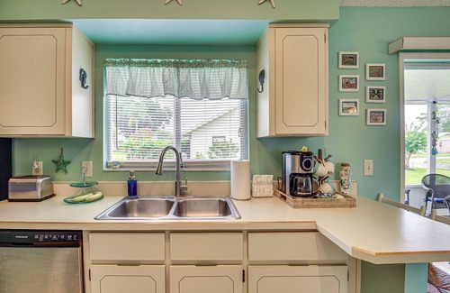 Georgetowne House | Home Near Daytona Speedway, Dining + Beaches!