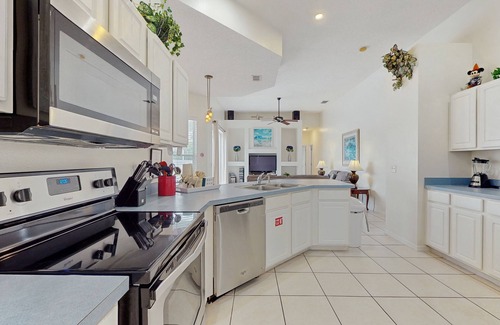 Westridge House | Home near Disney/golf with screened pool, spa, pool table, foosball, AC, & W/D