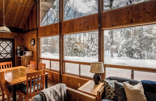 Bessemer House | Home Near Powderhorn Mtn with Large Living Room