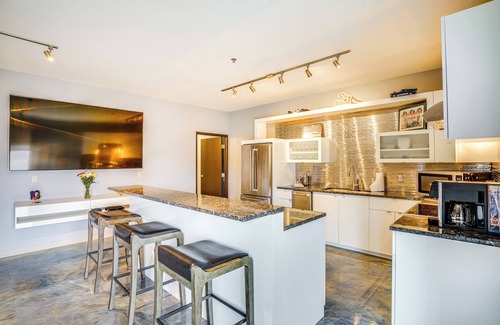 Elkhart Lake Condo | Home Near Road America & Elkhart Lake