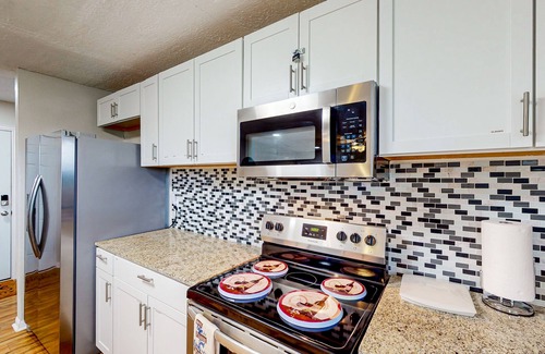 Lyons House | Home near Somerville Lake with firepit, BBQ pit, gazebo, washer/dryer, & patio