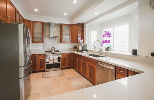 Portlock House | Home of Aloha, 5 Bedrooms/4 Baths, Sleeps 14