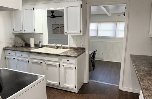 Great Bend House | Home of Quivira Ave