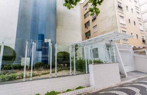 Aparecida Apartment | HOME OFFICE ON THE BEACH? HI-FI 500 M, 100 M FROM THE BEACH, 100 M SHOPPING 200 M OUTBACK