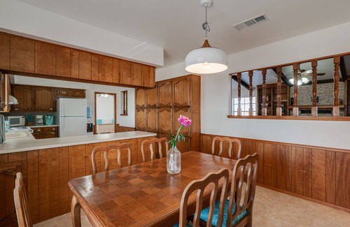 Round Rock House | Home on 3 Acres Next to Park - Round Rock Getaways