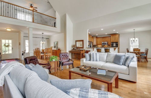 Gainesville House | Home on Lake Lanier w/Dock & Water Views