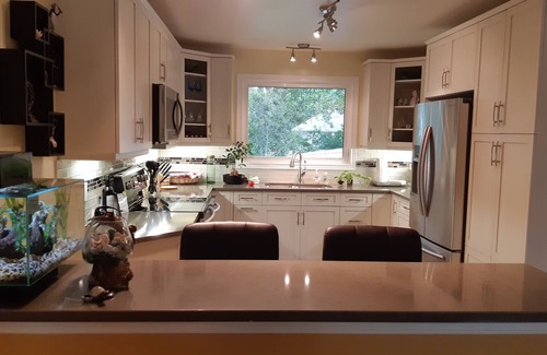 Birds Hill House | Home on large park like lot. Close to beaches, Prov parks & festival grounds.