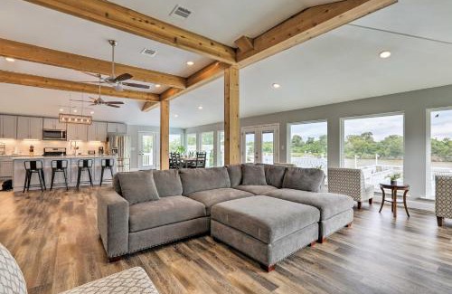 Barrett House | Home on San Jacinto River with Pool, Dock and Deck!