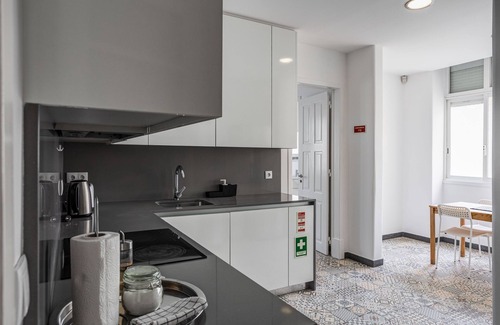 Alto do Pina Apartment | Home Out 4D - 5 Bedroom Apartment with Parking
