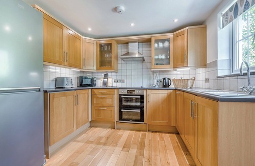 Helstone Cottage | Home Park Farm Cottages B