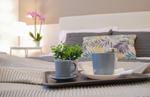 Milano 3 Apartment | Home & Pet - Fiori