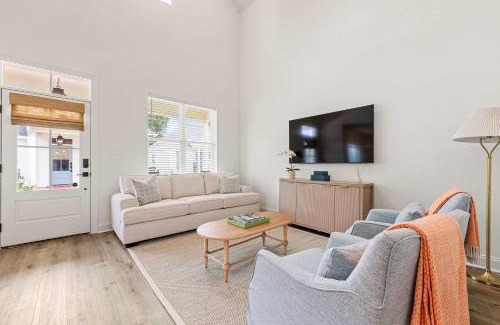 Youngsville House | Home Run House - King Bed - Loft - Sports Complex