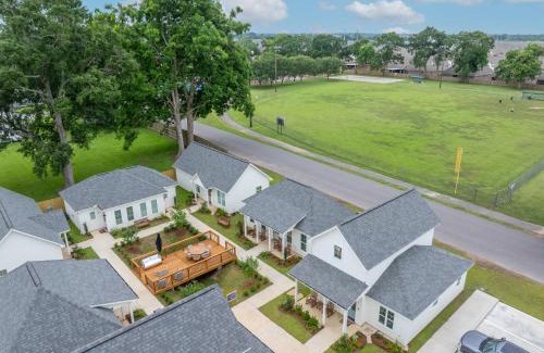 Youngsville House | Home Run House - King Bed - Loft - Sports Complex