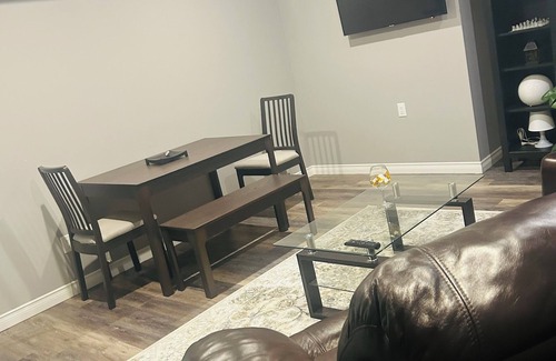 Silverado House | Home sense suite, cozy, clean, safe
