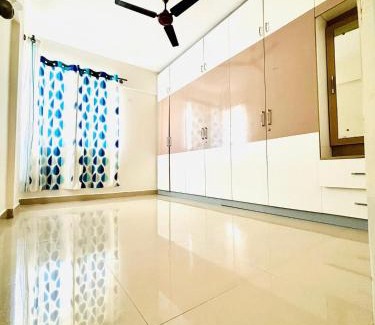 Anekal Apartment | Home Stay 1 BHK Apartment Electronic City -Oakwood