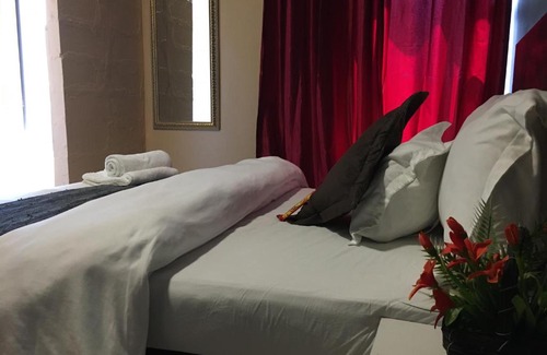 Goodwood Hotel | Home Stay Accommodation Goodwood