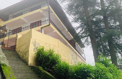 Shimla Apartment | Home stay apartments with an awesome view