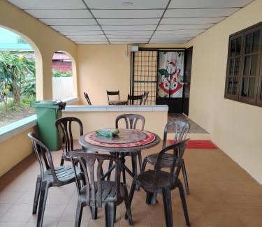 Lutong Resort | Home Stay Park