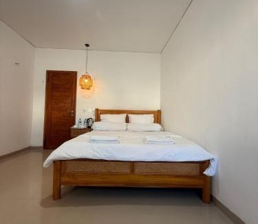 Renon House | Home Stay Room in Bali Near Sanur Beach
