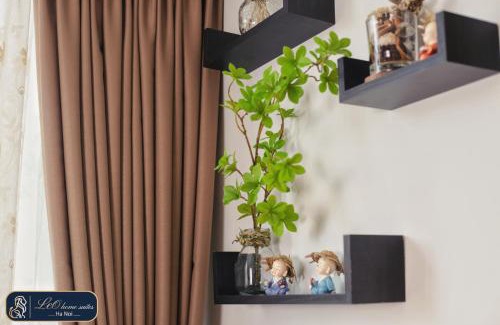 Van Mieu Apartment | Home suites -Natural light -Projector -Spacious - 2BR incenter
