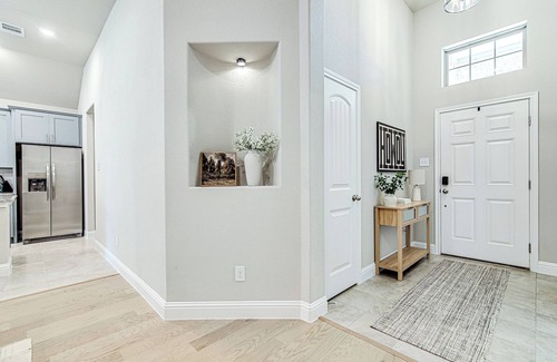 White Settlement House | Home Sweet 'Holy Cow, Is This Really a Rental?' Home