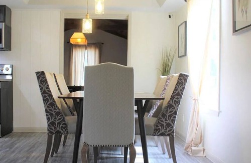 Brookshire House | Home Sweet Home in Brookshire