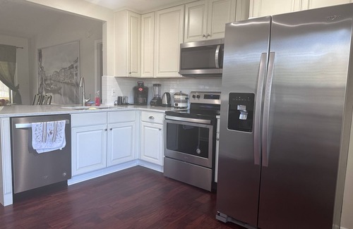 Golden Glades - The Woods House | Home sweet home nice location next to Quine Harbor