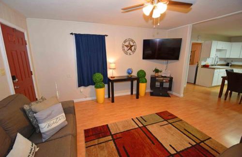 Kingsville House | Home Sweet Home - Peace, Love, & Enjoy