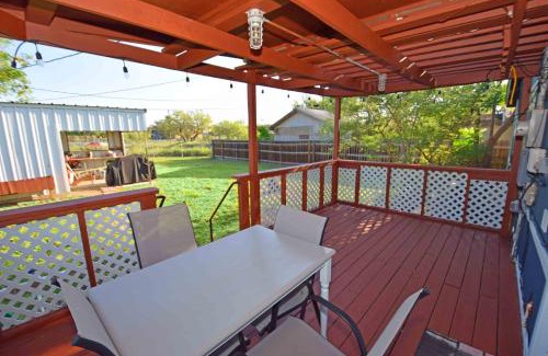 Kingsville House | Home Sweet Home - Peace, Love, & Enjoy