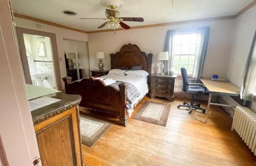 Lynchburg House | Home Sweet Home Suite #1, near Liberty University, and Lynchburg Hospital, Deluxe Queen Size Bedroom